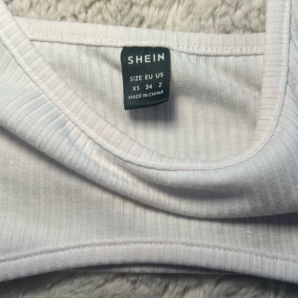 White Ribbed Cropped Top - Picture 3 of 3